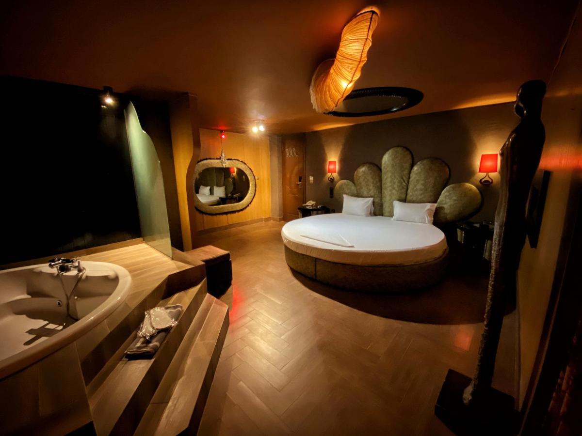 Ruby Rooms Kifisia - Adults Only アテネ エクステリア 写真